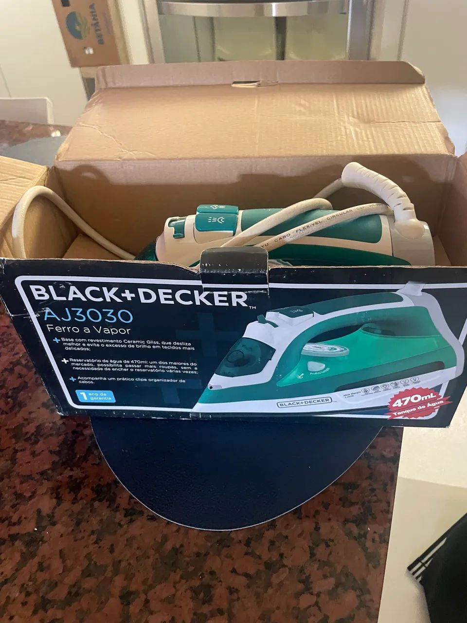 Ferro Black and Decker AJ 3030 - Foto 2