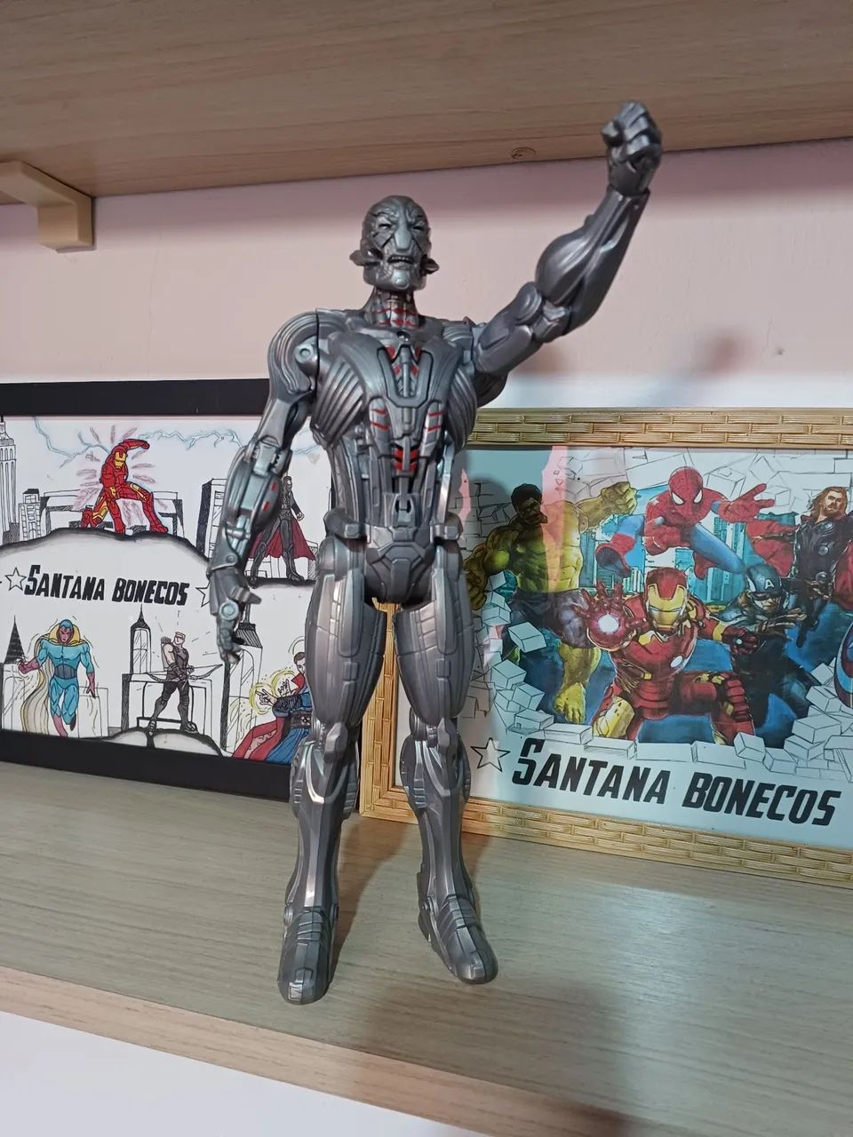 Ultron eletrônico 30cm original marca Hasbro  - Foto 3