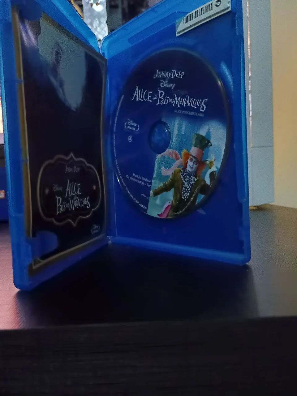Blu-ray Alice no pais das maravilhas  - Foto 2