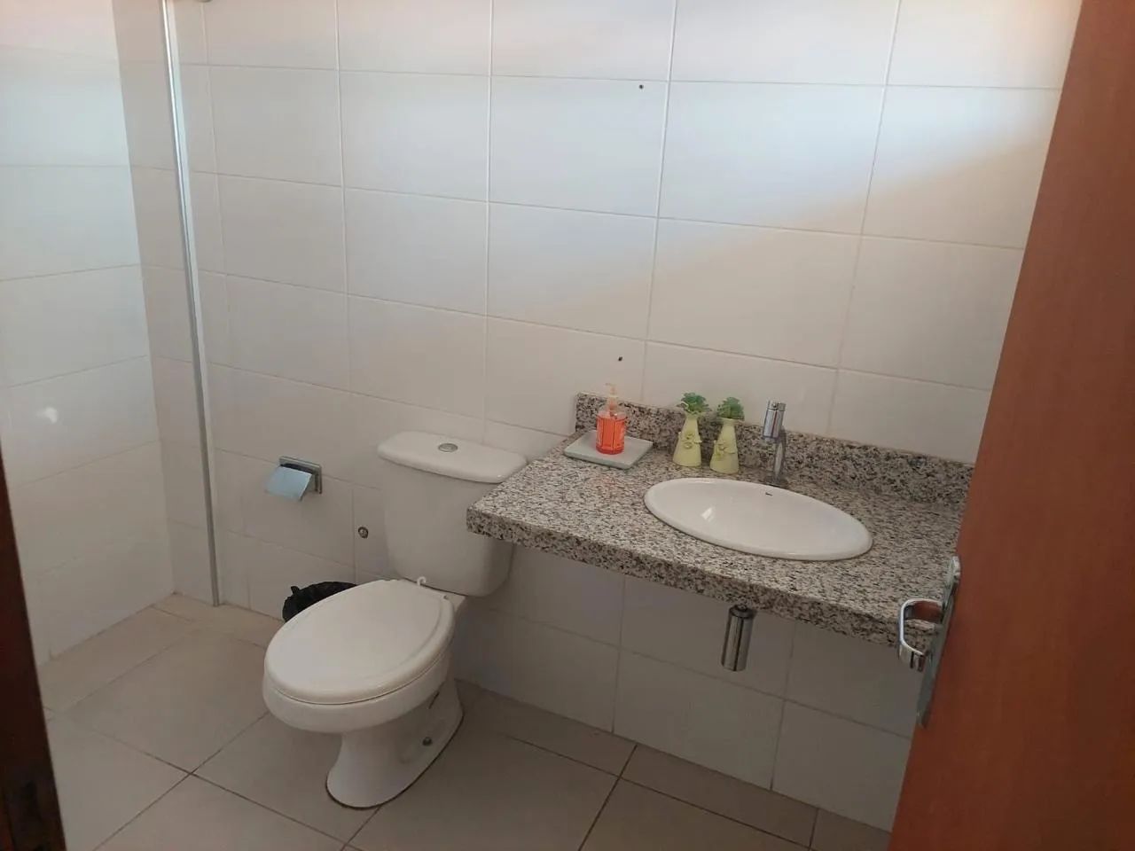ALUGA-SE SALA MOBILIADA  - Foto 5