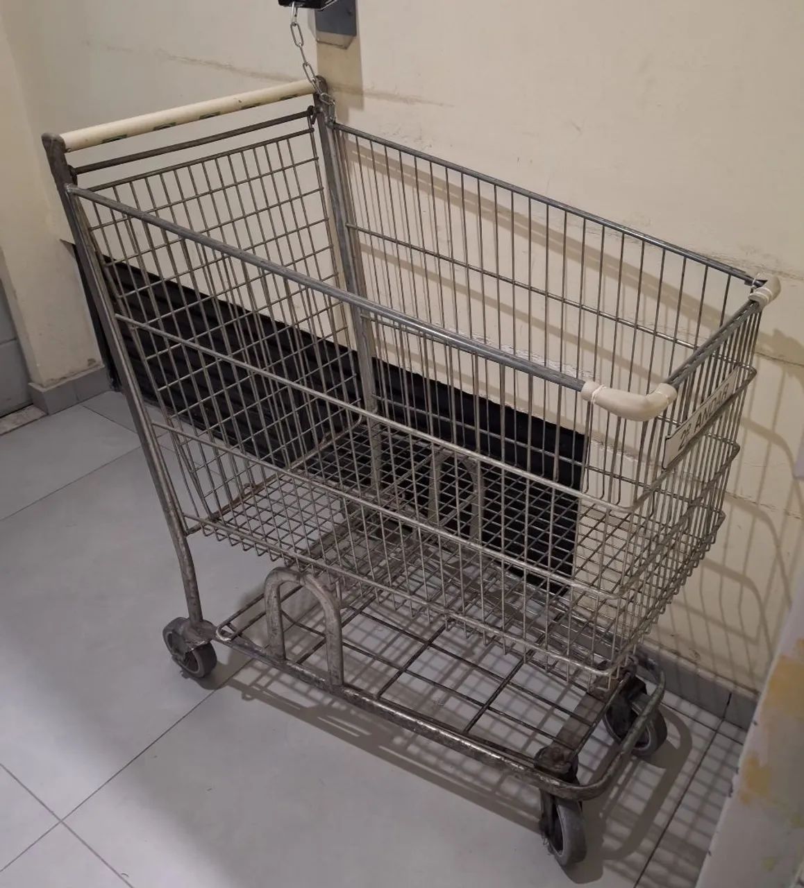 Carrinho de compras super novo!!