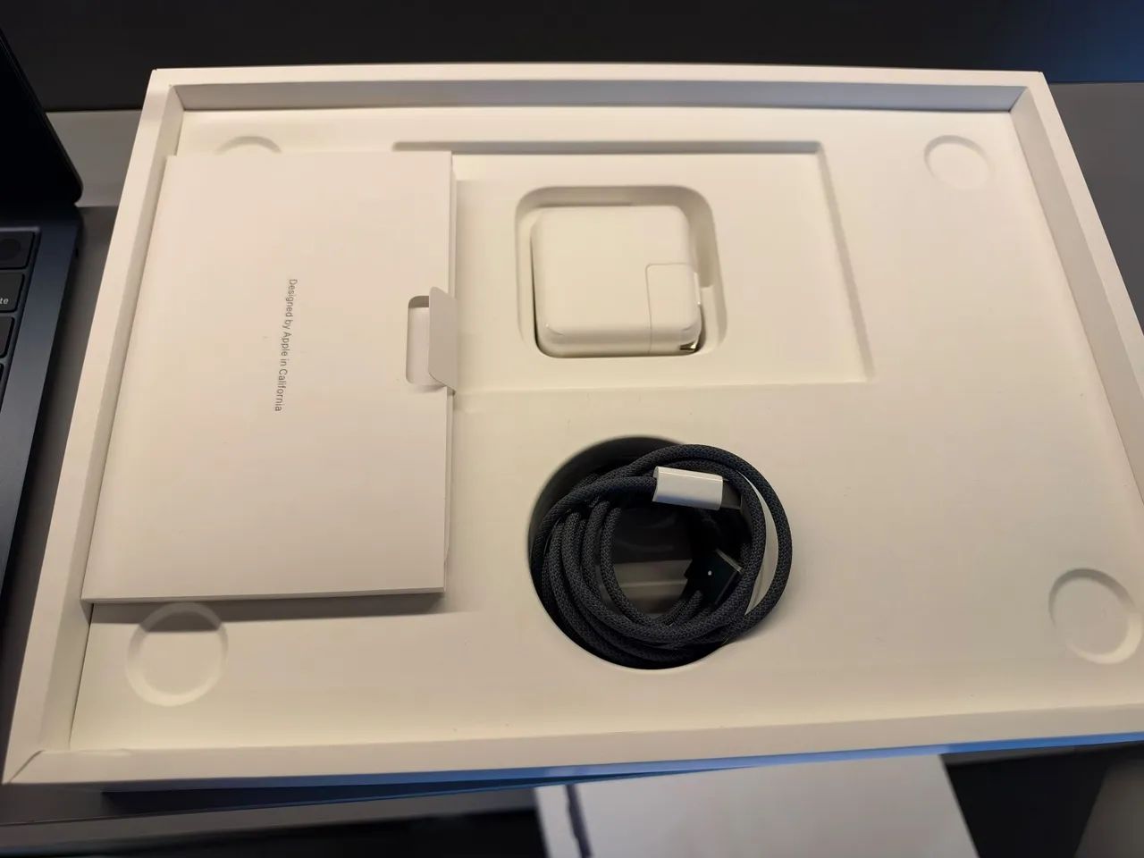 MacBook Air M4 13 polegadas / 256GB SSD 16GB Ram (Midnight) seminovo - Foto 2