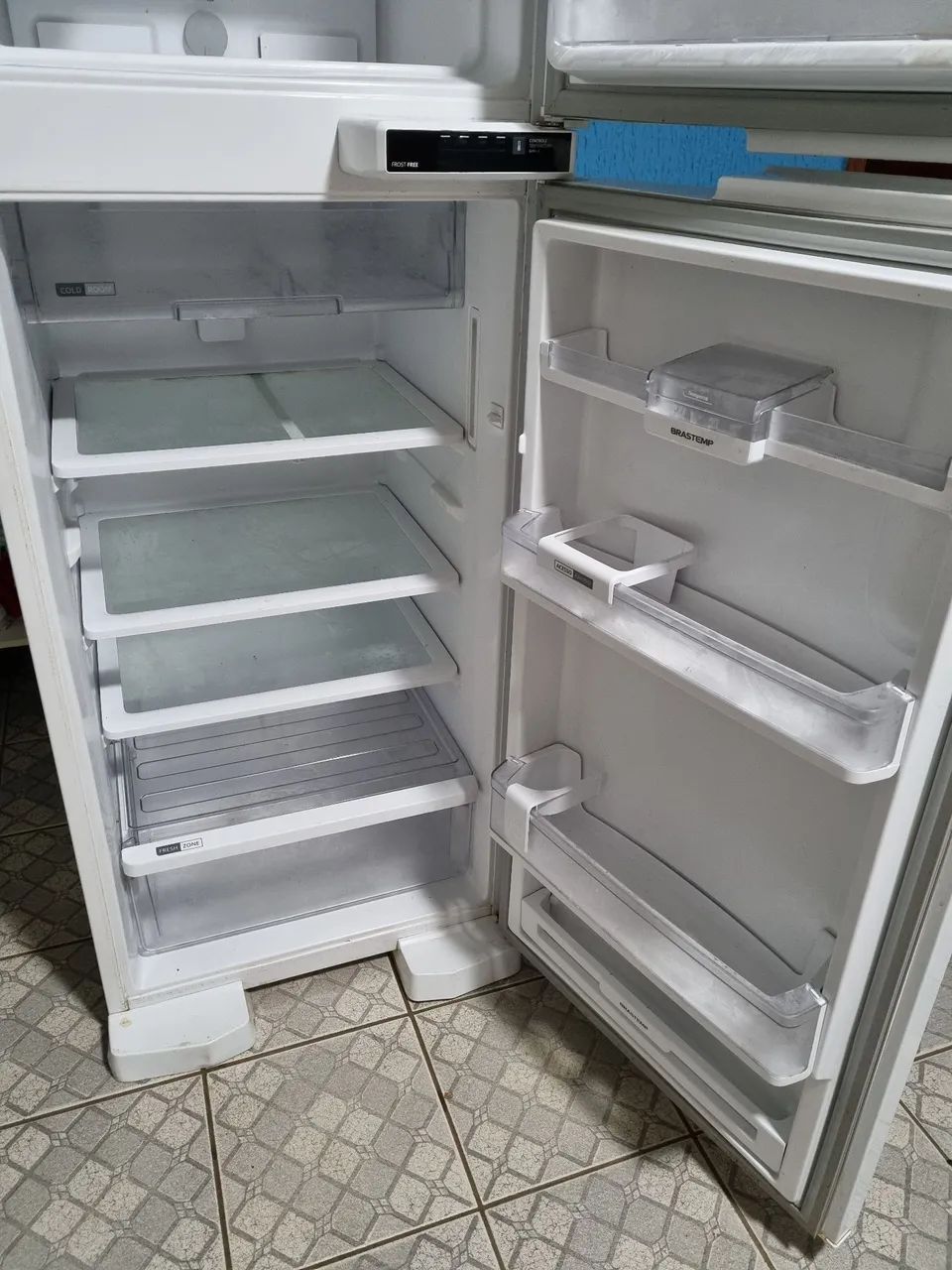 Geladeira Brastemp 375L ( ACEITO CARTÃO) ( ENTREGA GRÁTIS)<br>( ACEITO CARTÃO ATÉ EM 12X). - Foto 5
