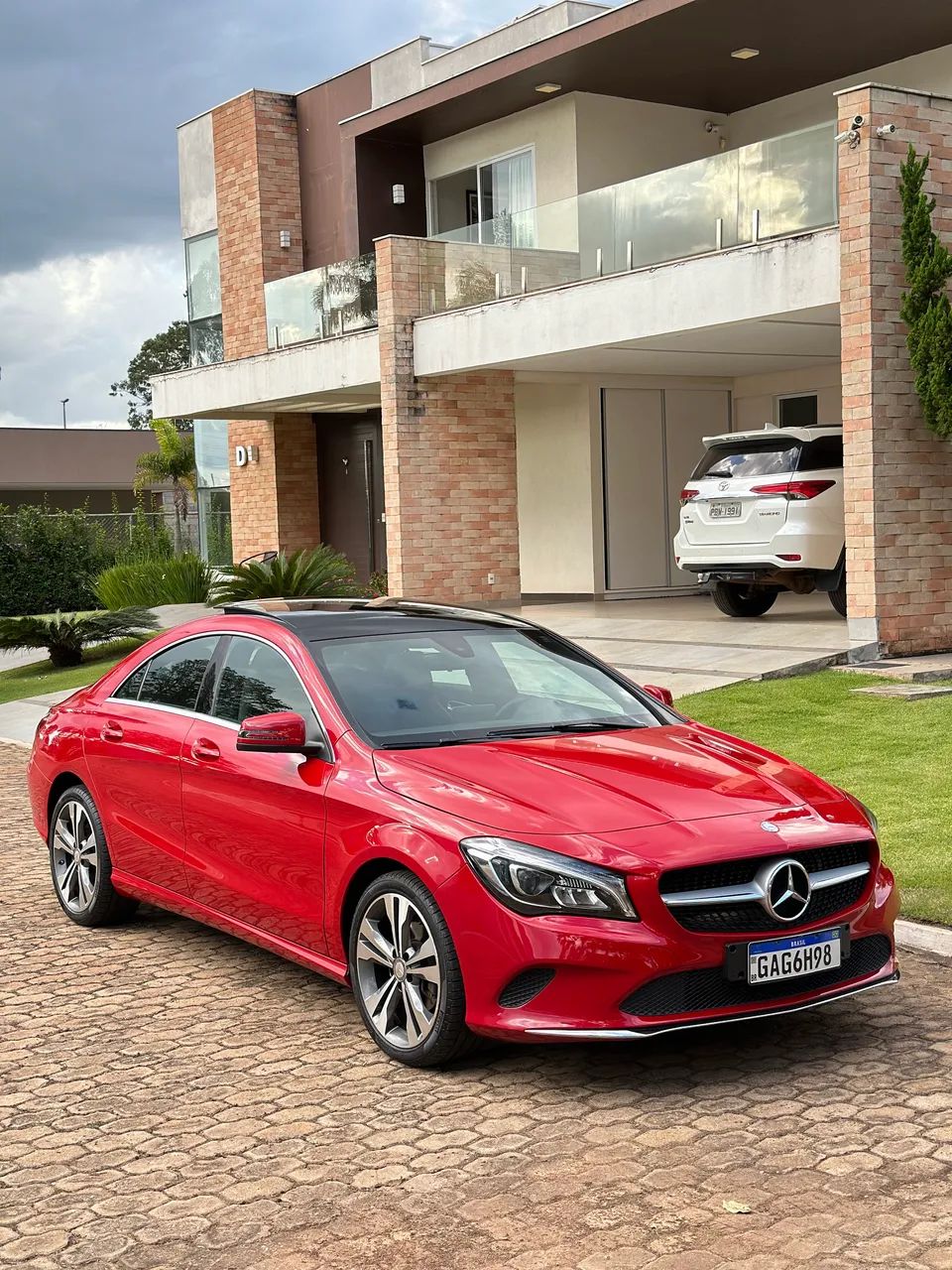 Mercedes-Benz CLA-200 Vision 1.6 TB 16V Flex Aut. 2017
