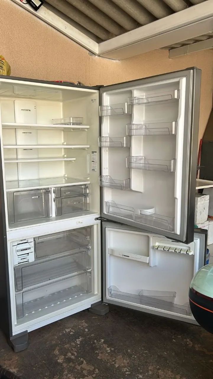 Geladeira Brastemp VENDA OU TROCA  - Foto 2