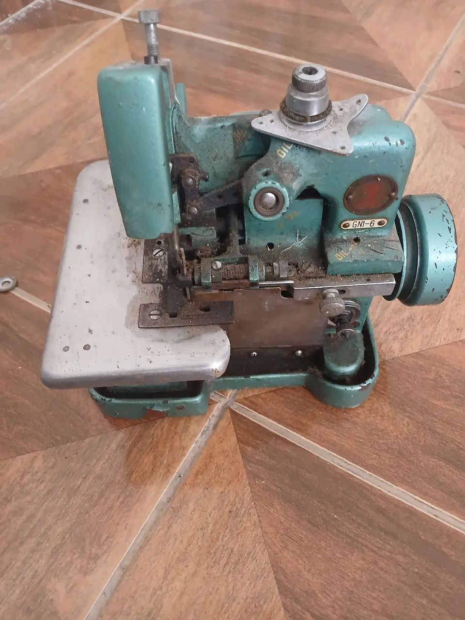 Máquina overlock