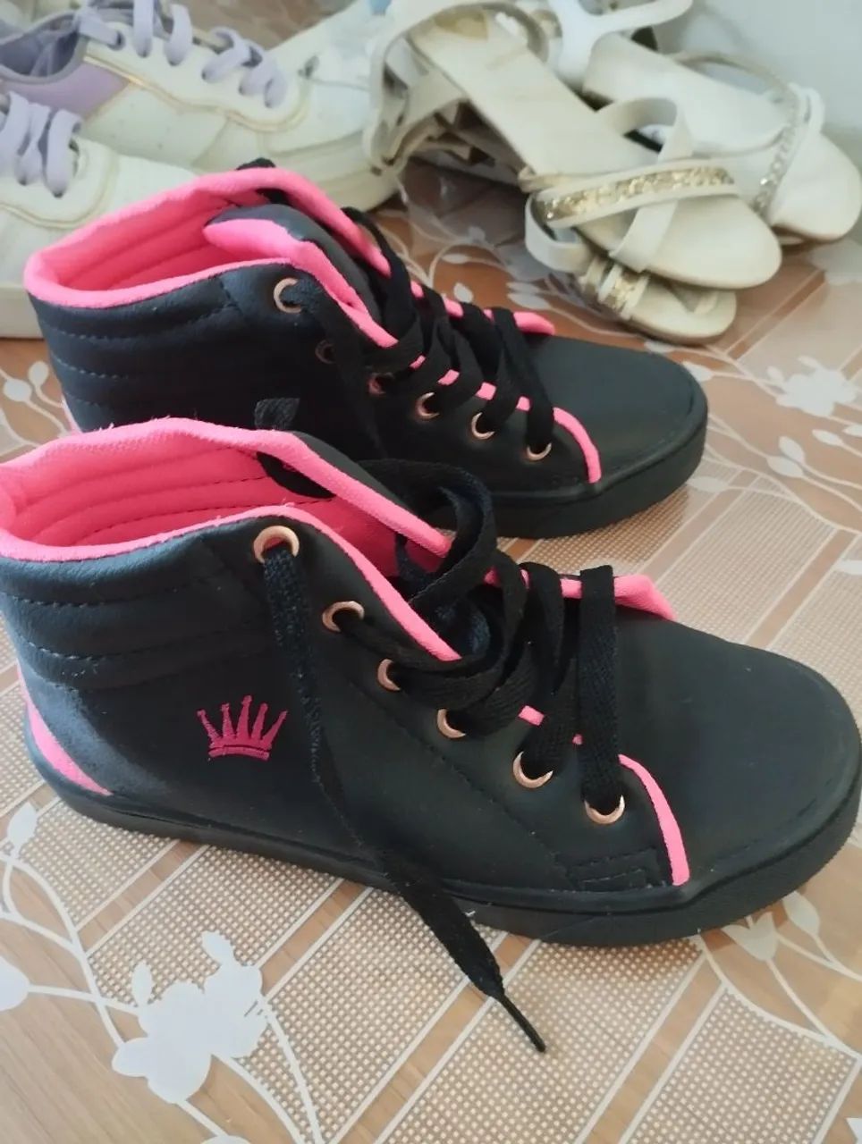 Bota e sapatos semino novos - Foto 3