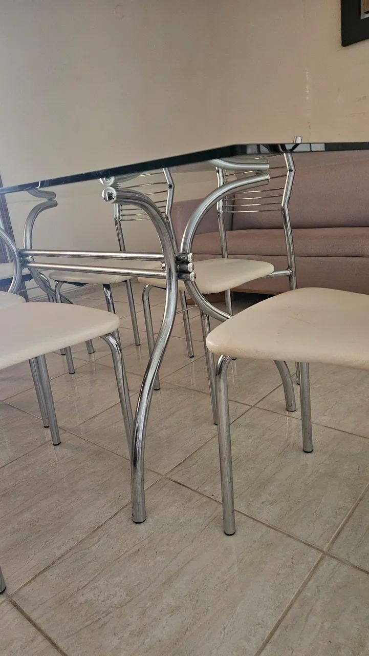 Mesa com 6 cadeiras  - Foto 5