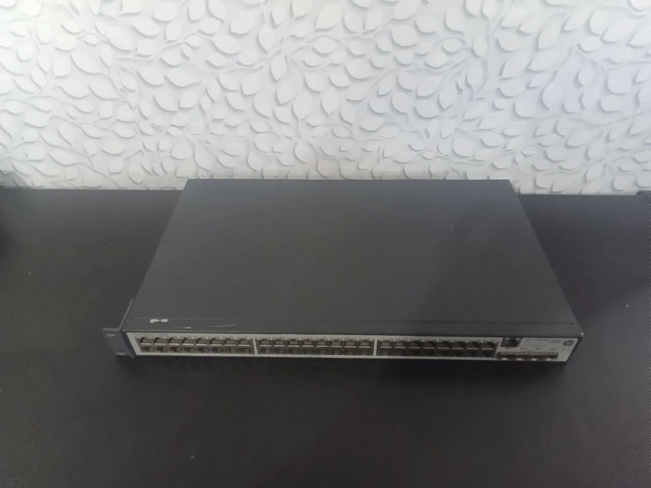 Switch v1910 48g