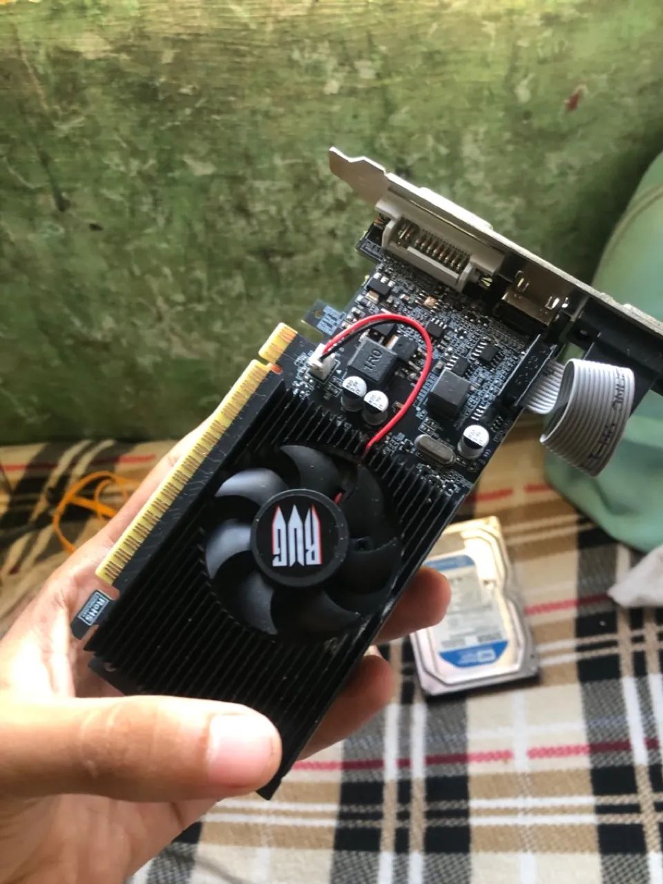 PLACA DE VÍDEO GT 610