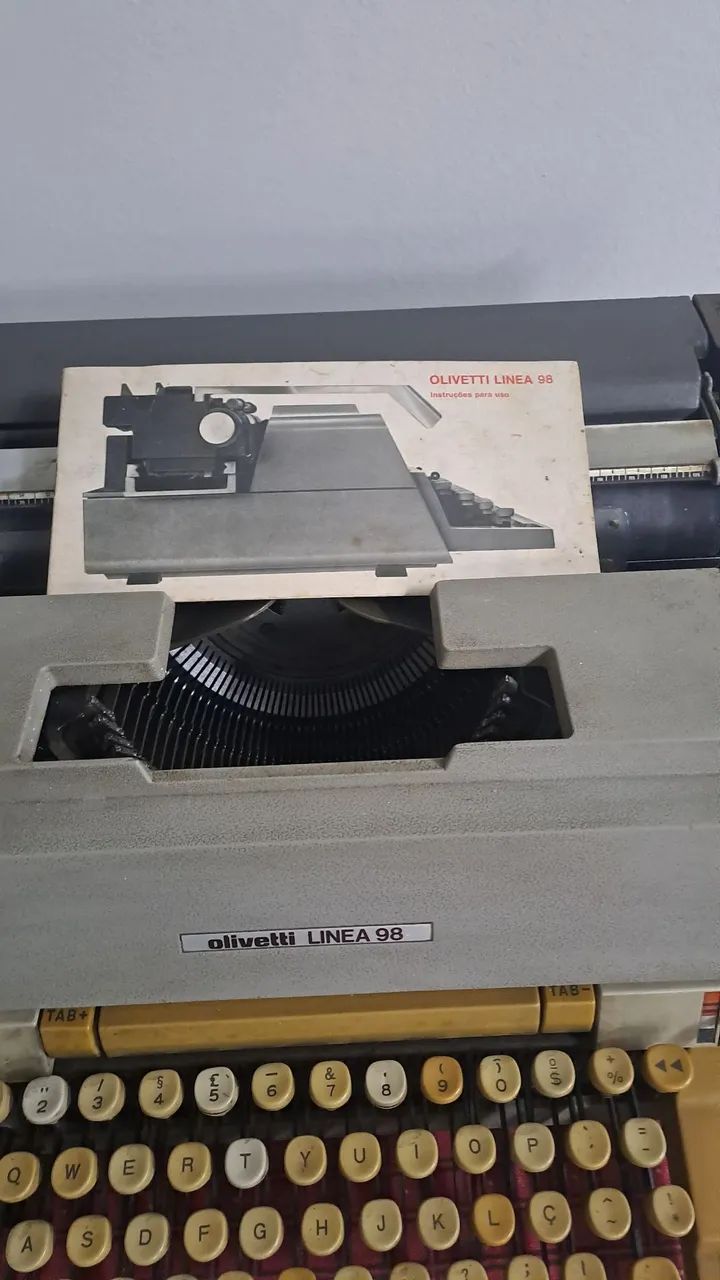 Máquina de escrever ( Olivetti Linea 98 ) - Foto 5