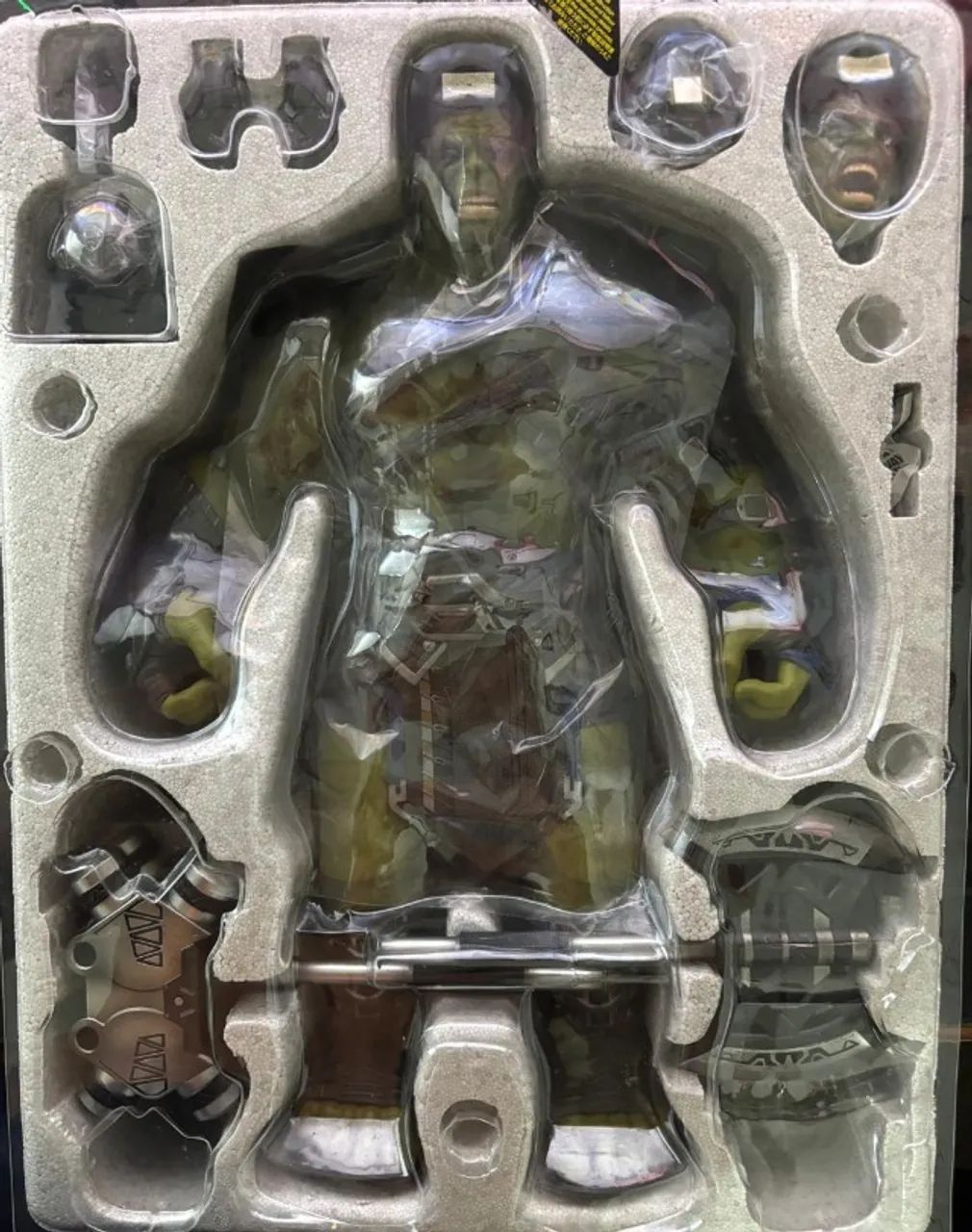Hulk Gladiador Thor:Ragnarok 1/6th Scale - Hot Toys - Foto 5