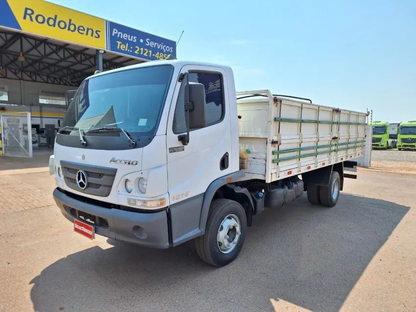 Mercedes Benz Accelo 1016 Carroceria Graneleira 5,40m - Foto 3