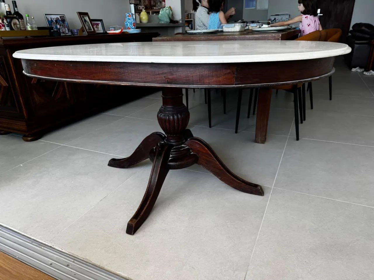 Mesa de Jantar Redonda 
