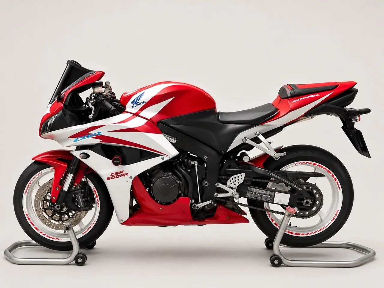 CBR 600RR - Foto 5