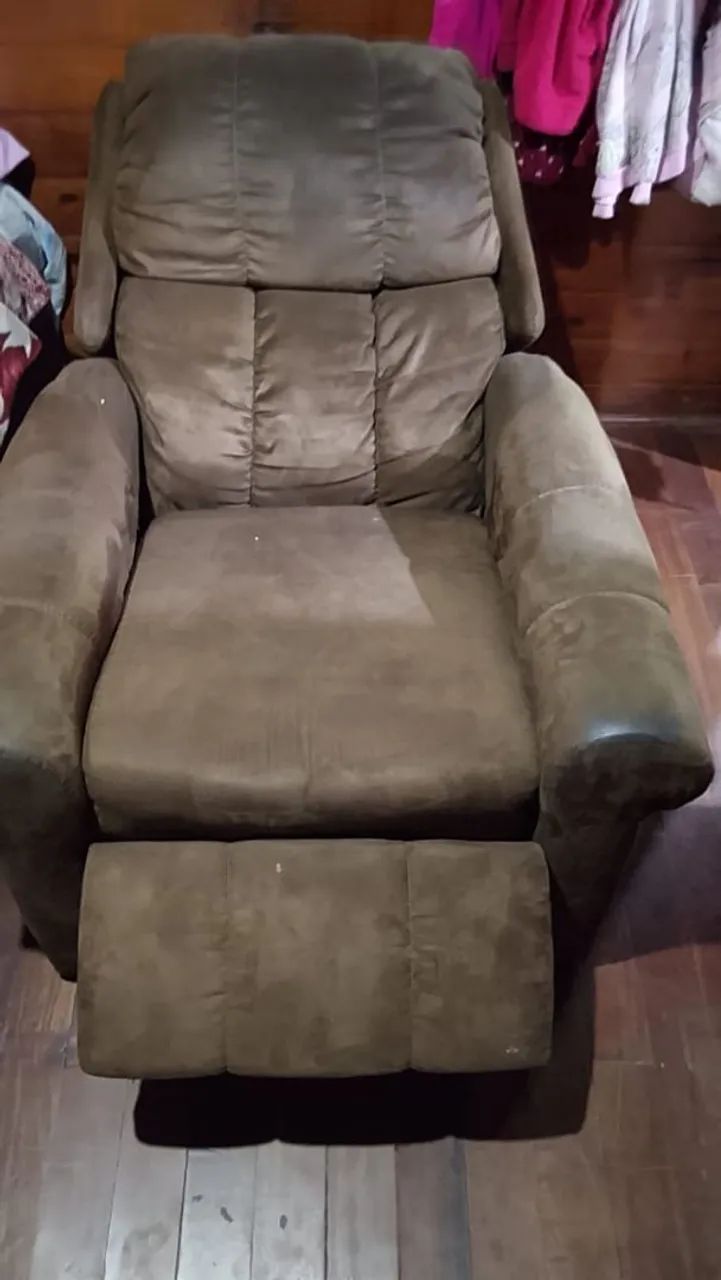 Vendo duas poltronas juntas ou separadamente  - Foto 2