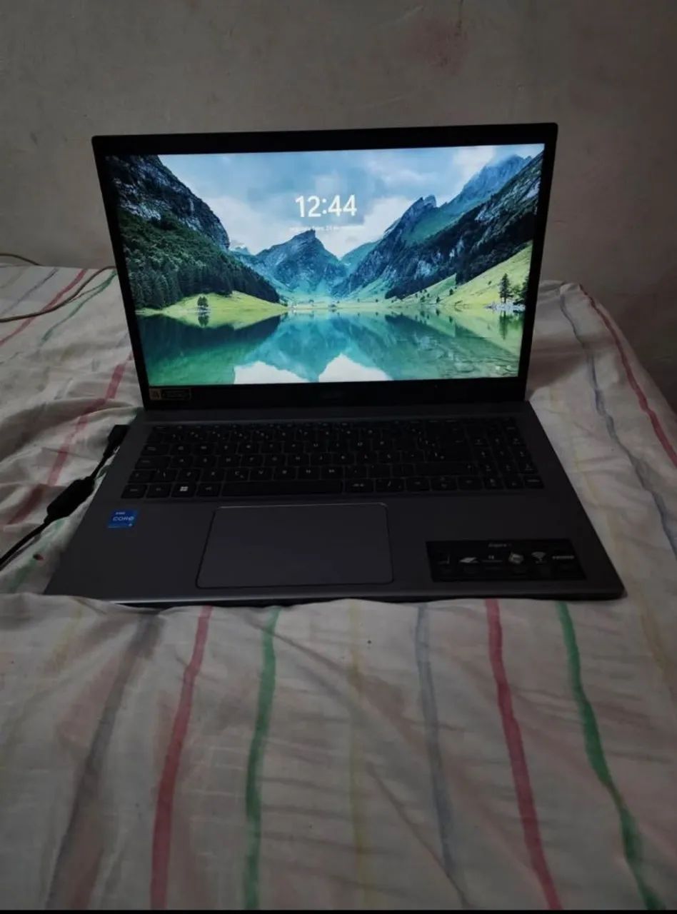 Vendo notebook accer aspire 5 semi novo - Foto 2