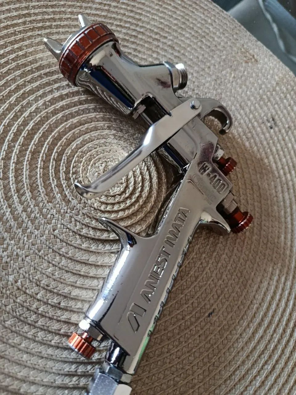 Pistola Anest Iwata W-400 Bellaria 1.4 BA4-2 - Ótimo Estado