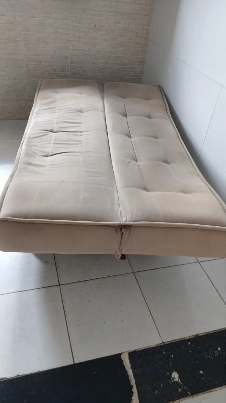 Sofá cama. Em bom estado. - Foto 2