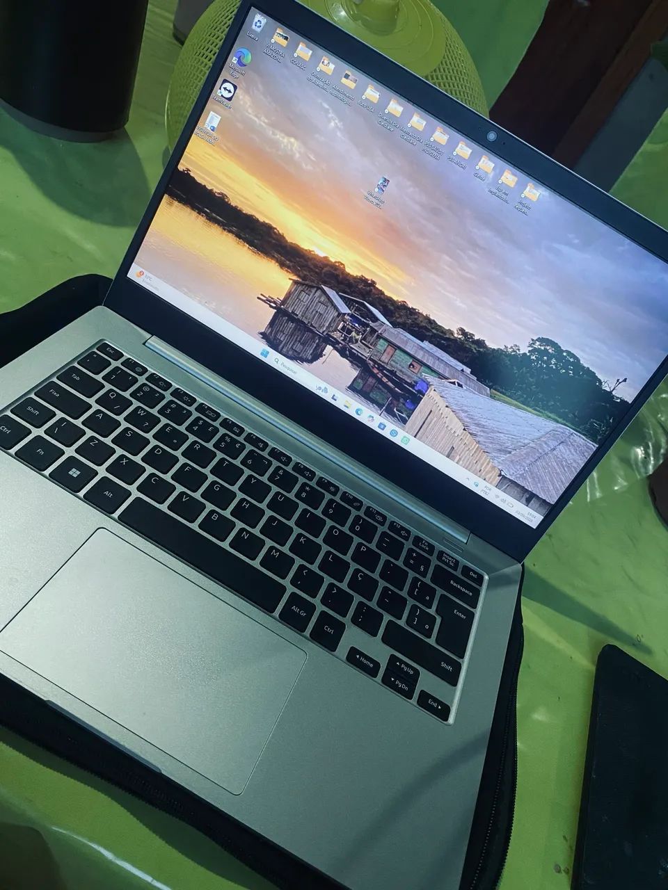 Notebook Samsung Galaxi Book Go
