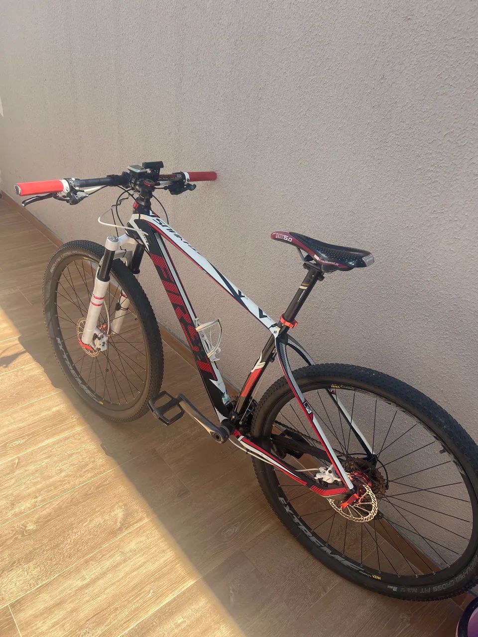 Bicicleta FIRST  - Foto 2