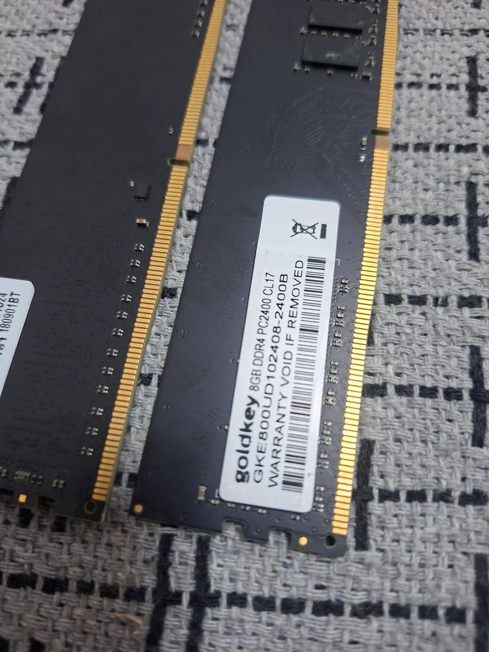 2 pentes 8gb memoria ram ddr4!! - Foto 2
