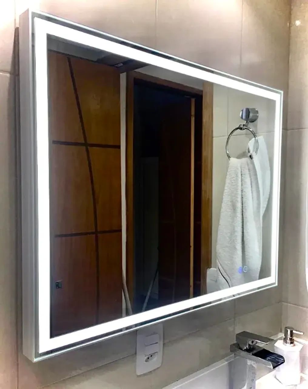 ESPELHO LED COM TOUCH DIGITAL