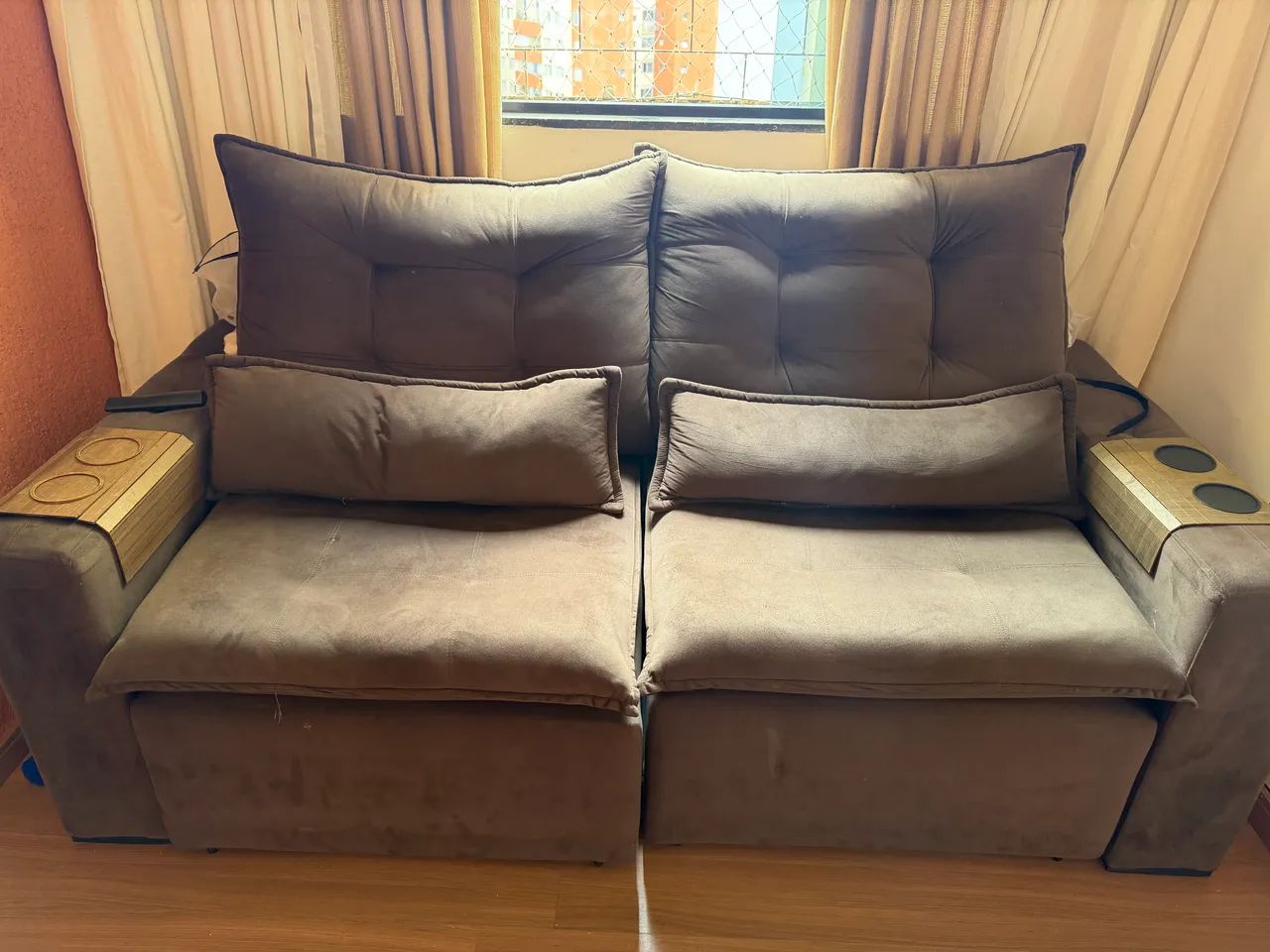 Vende-se sofá retrátil semi novo  - Foto 5