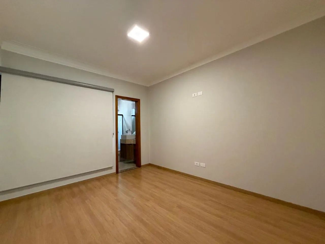 Casa para alugar em Maringá, Jardim Império do Sol, com 3 quartos, com 104.69 m² - Foto 5
