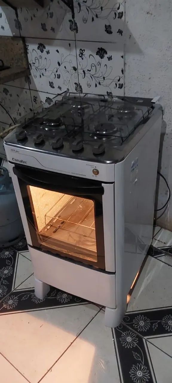 Ótimo fogão esmaltec 4 bocas ACENDIMENTO AUTOMÁTICO  - Foto 2