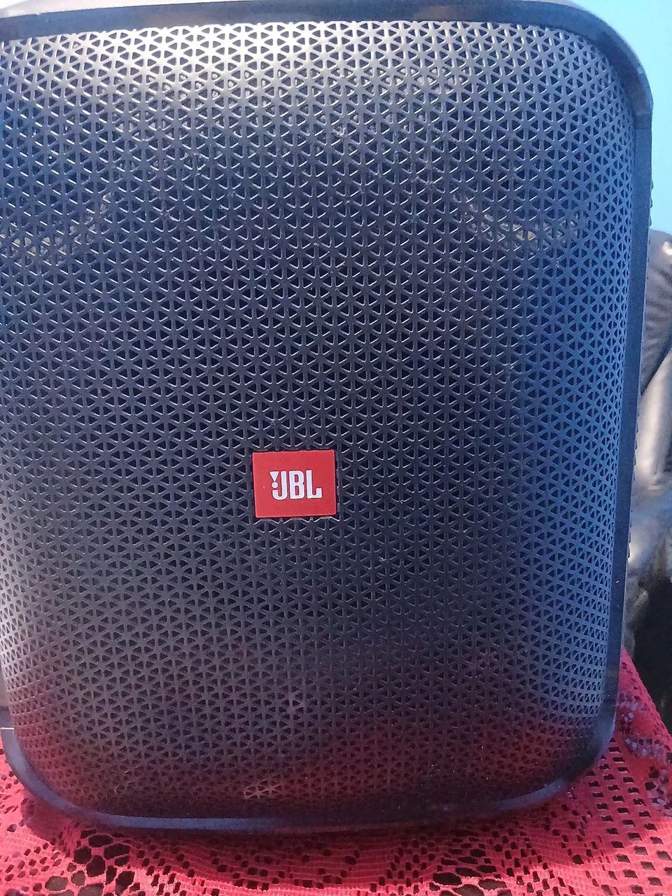 Caixa de som JBL 