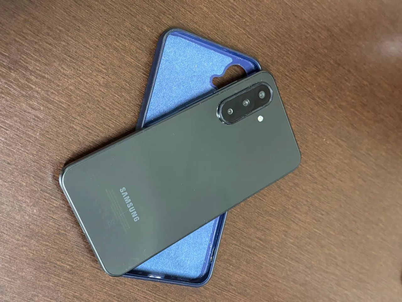 Vendo celular A17 