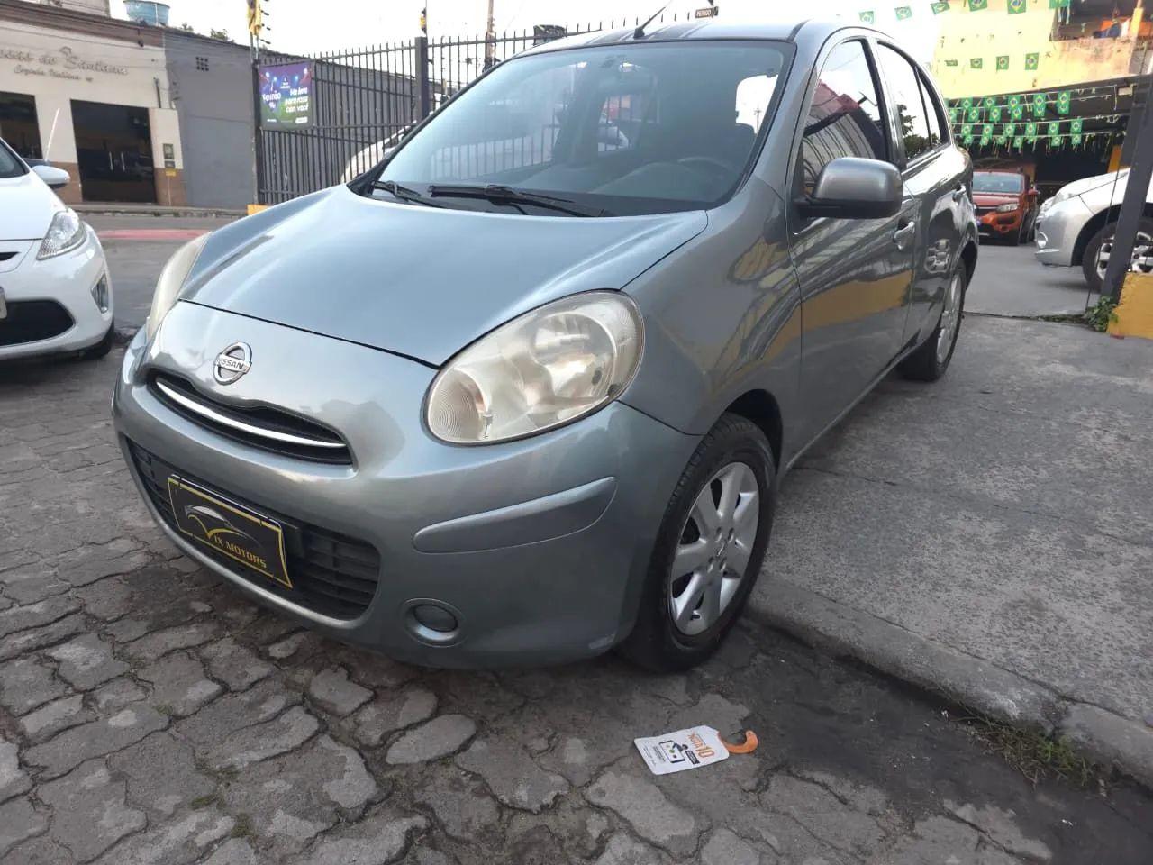 Nissan March 2013