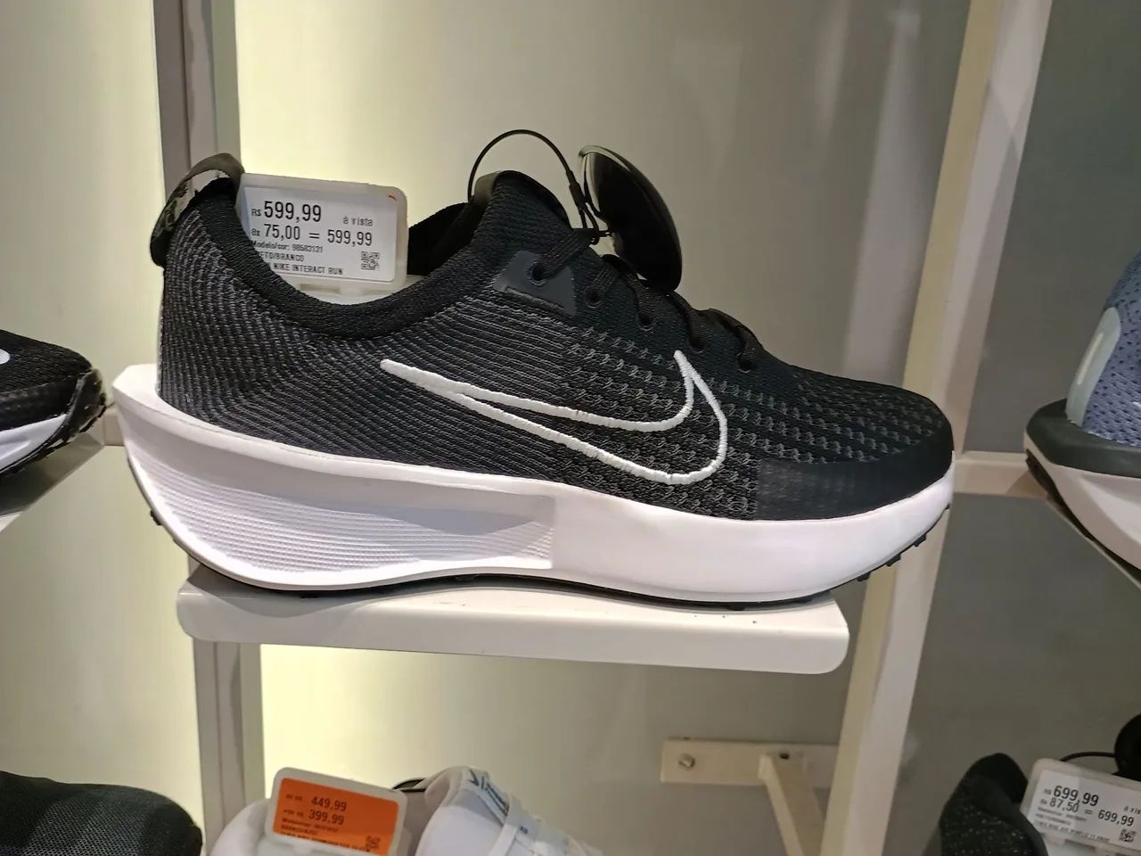 Tênis Nike running Interact original Tam 42  - Foto 6