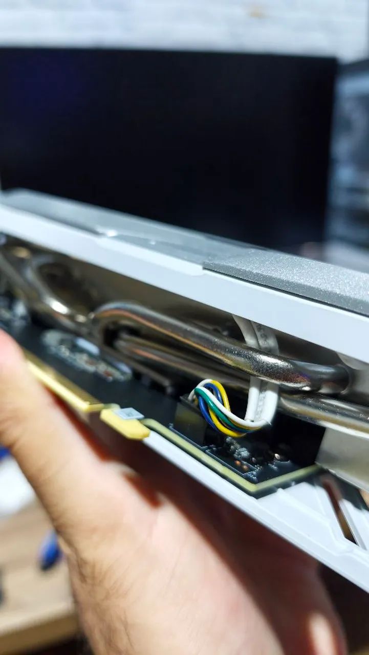 Placa de vídeo RTX 4070TI SUPER 16GB - Foto 3