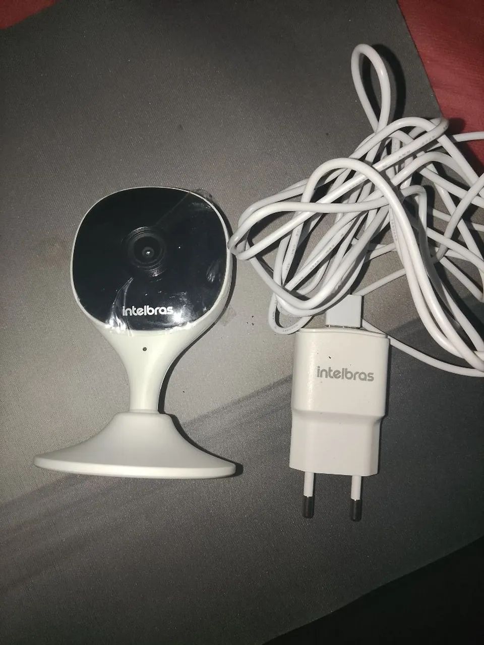 Vende-se câmera Intelbras 200,00