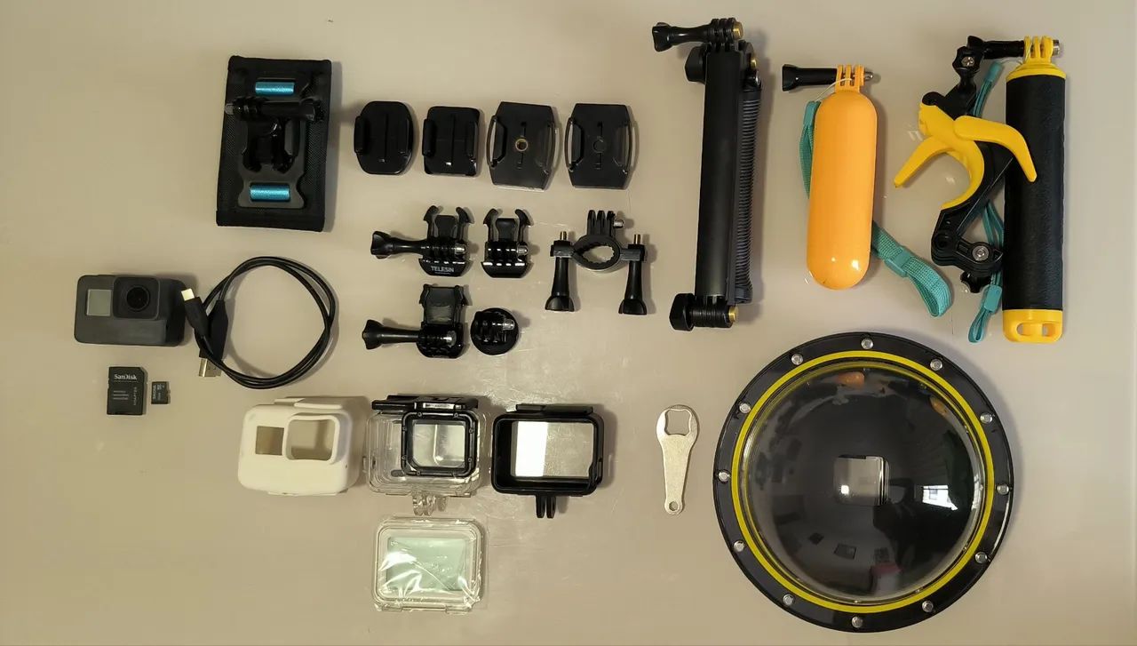 Gopro Hero 5 Black + Acessórios - Usada e em ótimo estado
