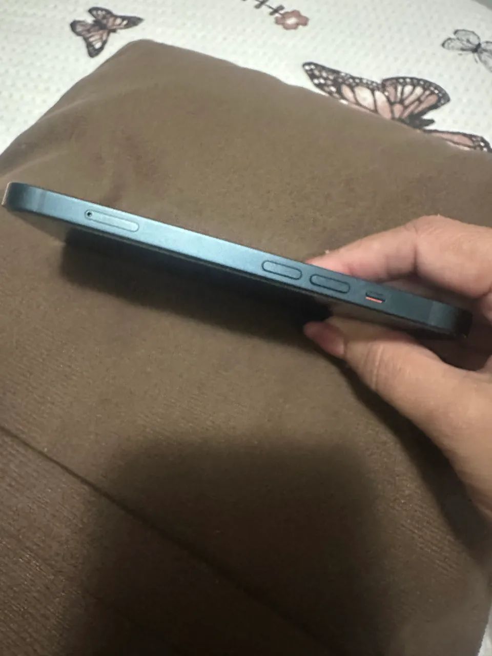 iPhone 13 128 gb com nota fiscal e caixa  - Foto 4
