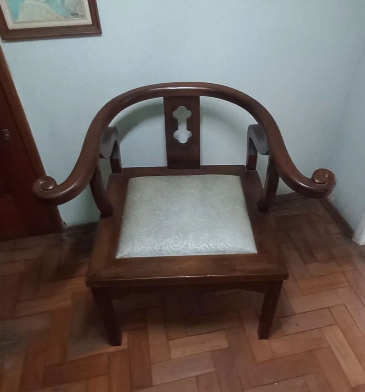 Cadeira estilo Oriental