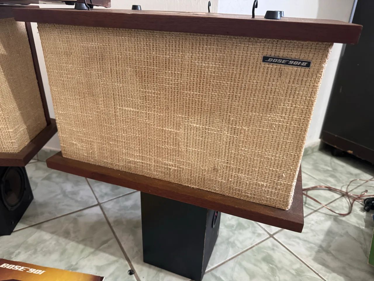 Par de caixas de som bose 901 2 , com equalizador e manual  - Foto 3