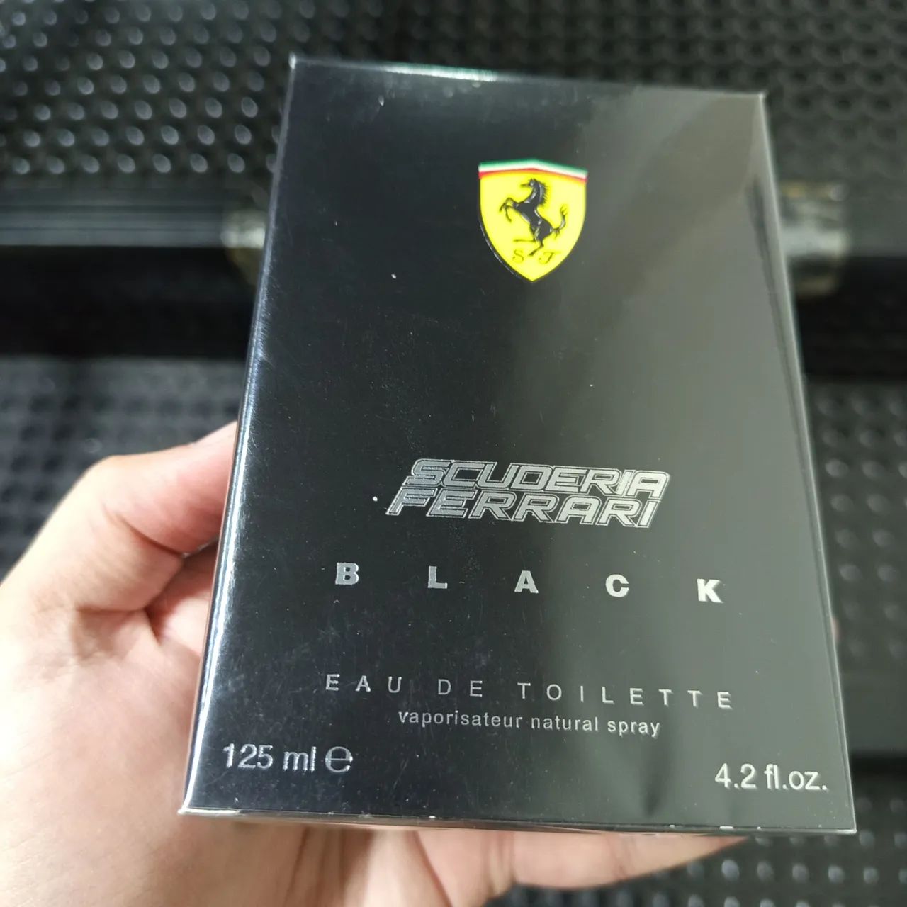 Perfume italiano Ferrari Black 125ml - Foto 2