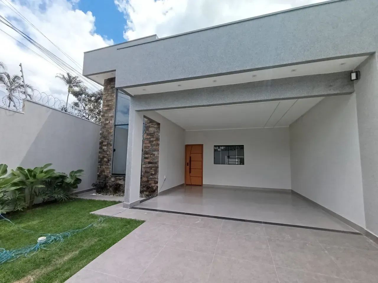 Linda casa com Pisicna - Foto 2