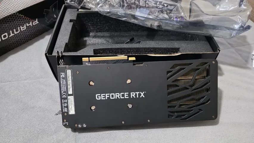 RTX 3070 GPU Placa de vídeo Phantom Gainward - Foto 3