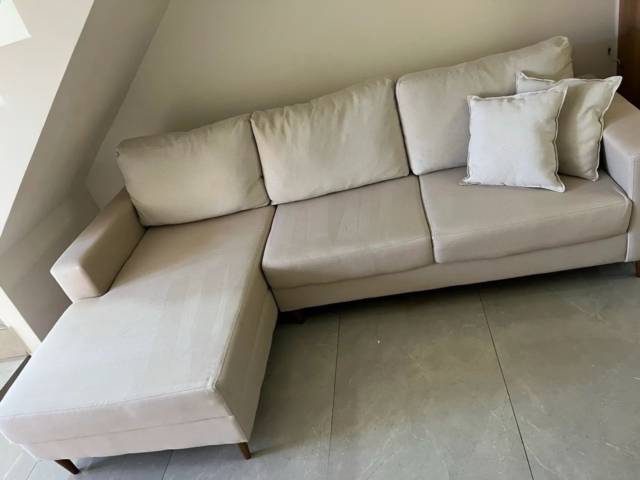 Sofá de linho, novinho e higienizado.  - Foto 3