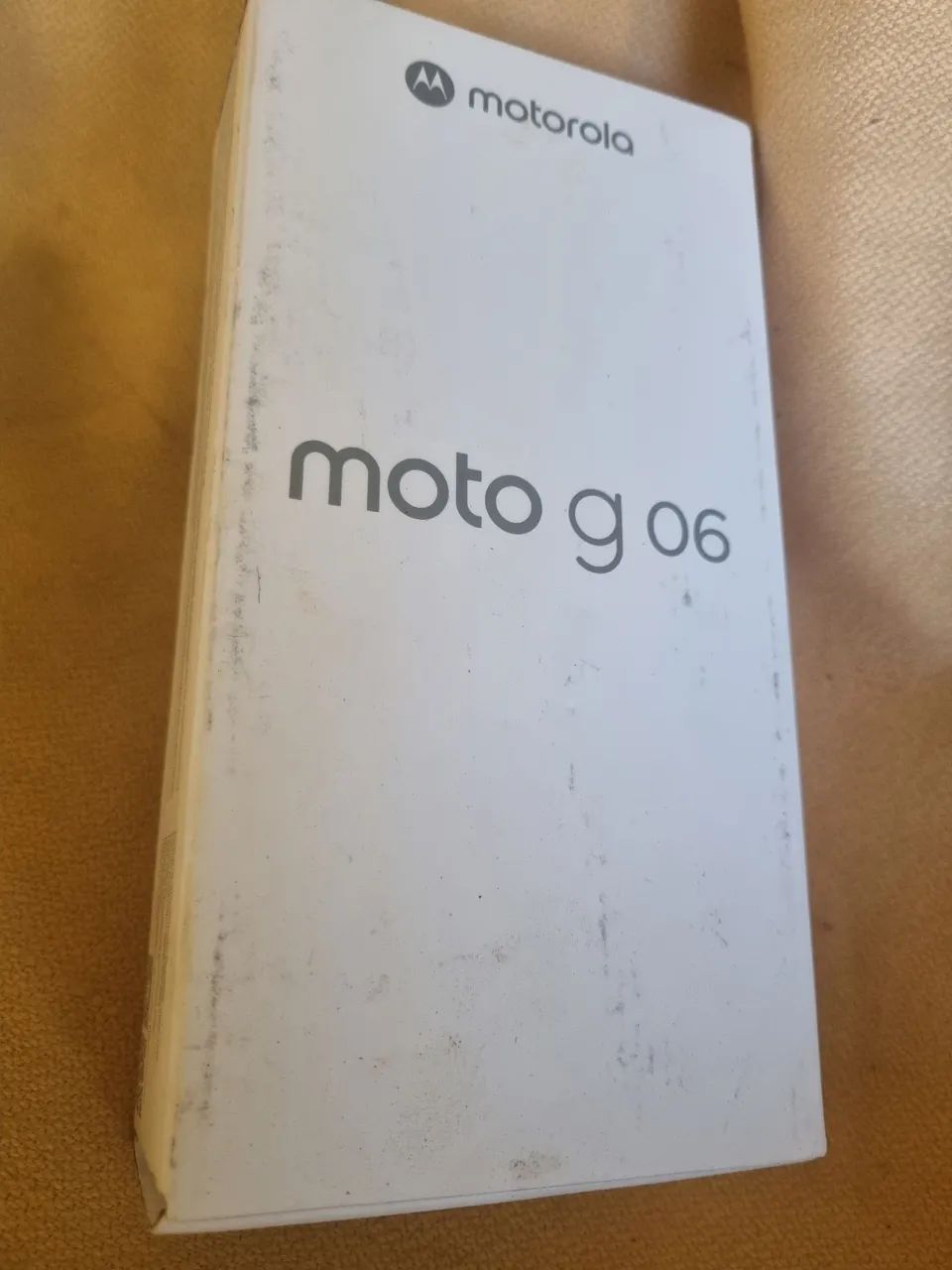 Caixa vazia de celular  Moto g 06
