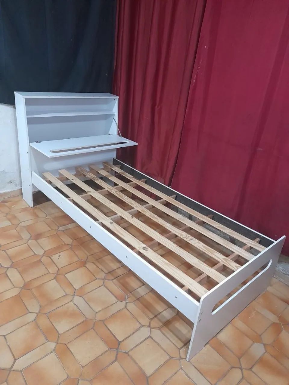 CAMA SOLTEIRO COM BAÚ ÓTIMO ESTADO ! ! !  - Foto 2