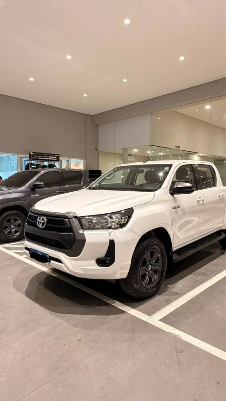 Toyota Hilux 2024