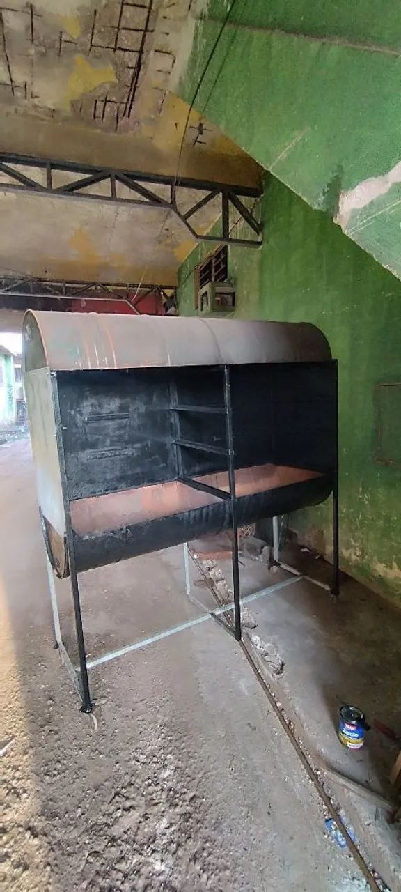 Vendo churrasqueira