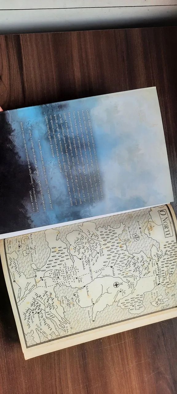 A Guerra dos Tronos. As Crônicas de Gelo e Fogo - Livro 1  - Foto 3