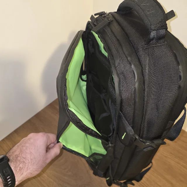 Mochila Razer Rogue 17" V3 - Estado de Nova - Foto 2